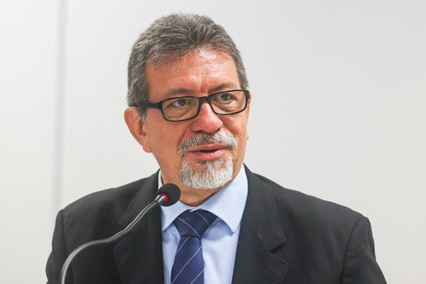 O secretário da Casa Civil da Bahia, Afonso Florence O secretário da Casa Civil da Bahia, Afonso Florence