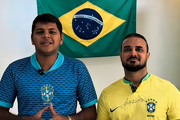 Os deputados Diego Castro e Capitão Alden