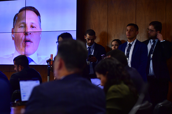 Eduardo Tagliaferro, no telão, durante audiência pública interativa da Comissão de Segurança Pública do Senado Eduardo Tagliaferro, no telão, durante audiência pública interativa da Comissão de Segurança Pública do Senado