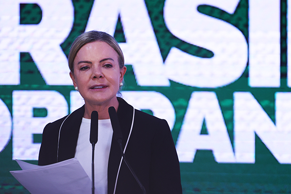 A ministra Gleisi Hoffmann (Relações Institucionais) A ministra Gleisi Hoffmann (Relações Institucionais)