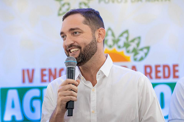 O diretor de Gestão Corporativa da Embasa, Jazon Junior