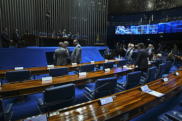 Plenário do Senado Federal durante sessão deliberativa ordinária