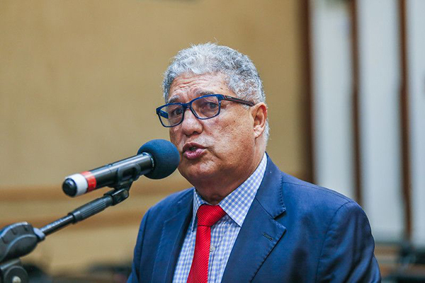O líder do governo na Assembleia Legislativa da Bahia (AL-BA), Rosemberg Pinto (PT)