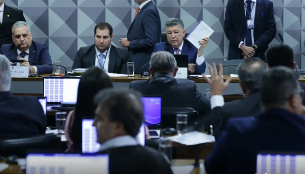  Dirigente chegou a ser preso por falso testemunho, mas foi liberado