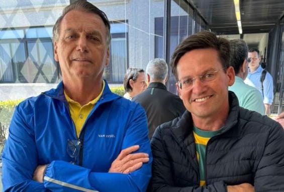 Jair Bolsonaro e João Roma Jair Bolsonaro e João Roma