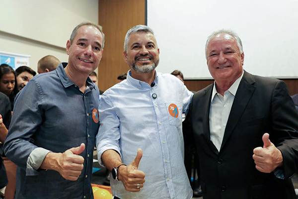 O ex-prefeito de Irecê Elmo Vaz oficializou, nesta segunda-feira (6), a filiação ao Avante