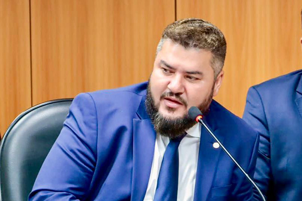 O deputado estadual Júnior Muniz (PT)