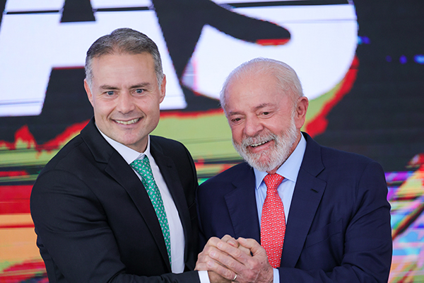 O presidente Lula (PT) e o ministro dos Transportes, Renan Filho O presidente Lula (PT) e o ministro dos Transportes, Renan Filho